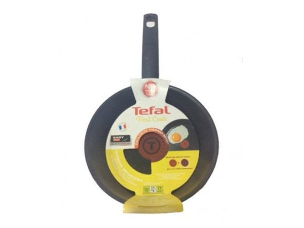 Tefal Small Non-Stick First Cook Frypan, 20cm – B3040202 Pots and Pans Fry pan 4