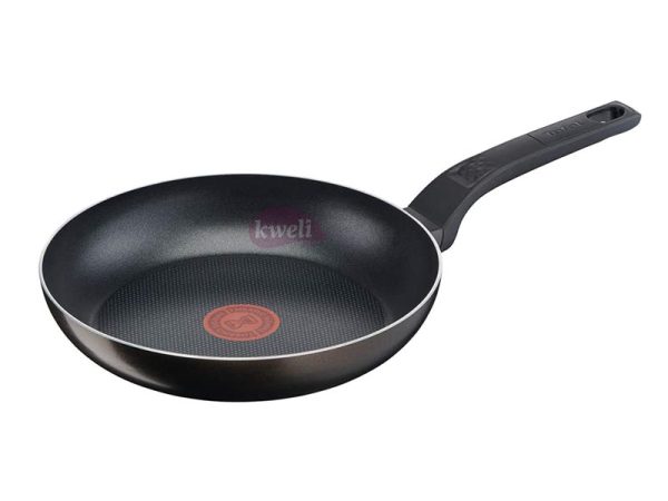Tefal Easy Cook & Clean Non-stick Frypan 28cm – B5540602; Gas and Electric Pots and Pans Fry pan 3