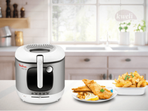 Moulinex 3-liter/2kg Deep Fryer AM480027; 2100 watts, Non-stick removable bowl Deep Fryer